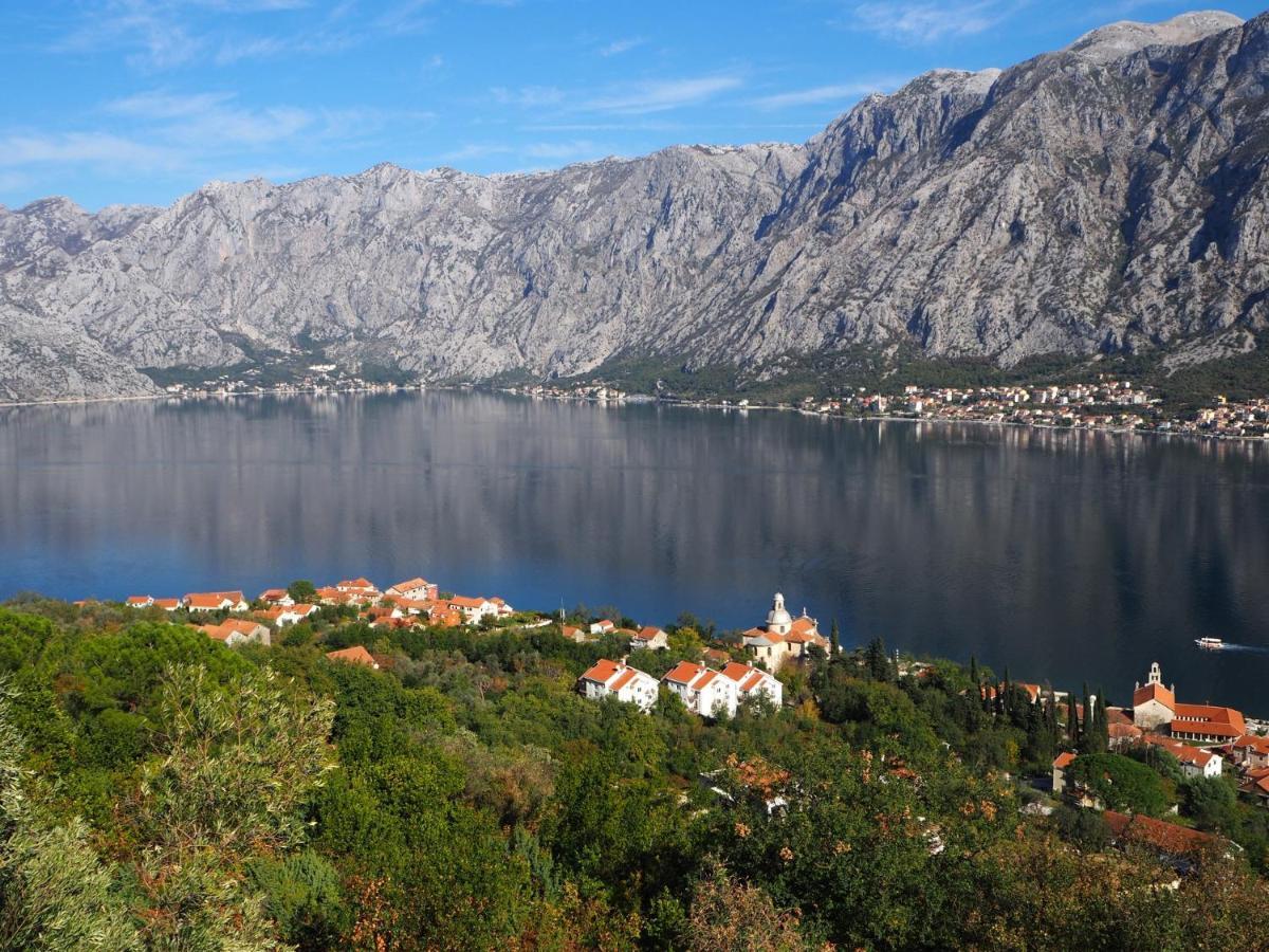 Romantic Stone House By The Sea **** Villa Kotor Luaran gambar