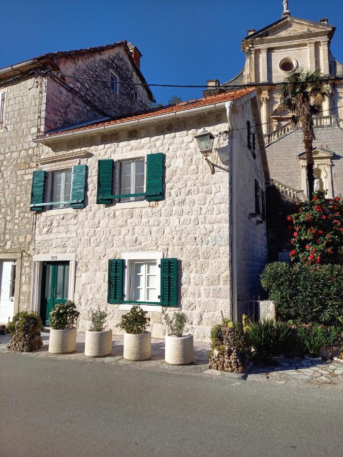 Romantic Stone House By The Sea **** Villa Kotor Luaran gambar