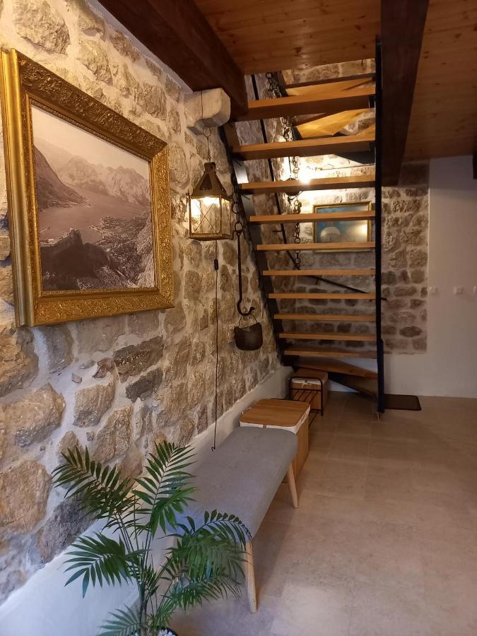 Romantic Stone House By The Sea **** Villa Kotor Luaran gambar